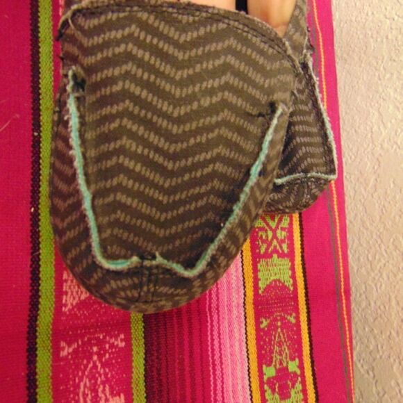 EUC SANUK Black Gray Dotted Pattern Teal Inside Flats Loafers Casual Size 7 - Picture 8 of 8